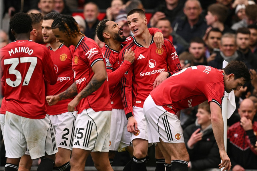 Manchester United sécurise sa 3e place contre Aston Villa
