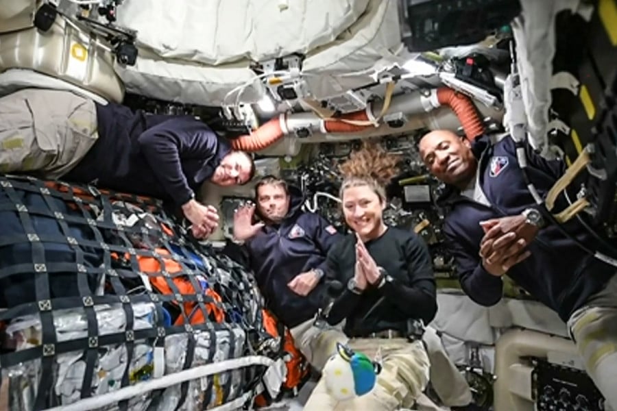 "Jour historique": les astronautes d'Artémis vont battre un record de distance