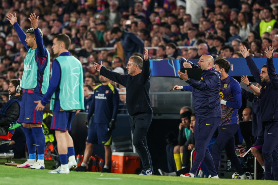 FC Barcelone: Flick demande des explications après une main non sifflée de l'Atlético