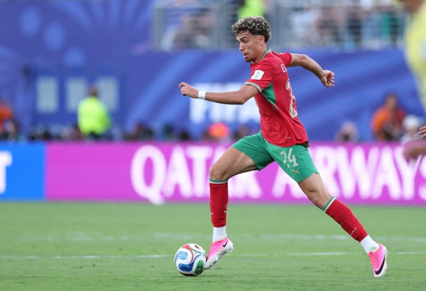 العيناوي الأب: برشلونة غيرت مسار نائل من التنس إلى الكرة