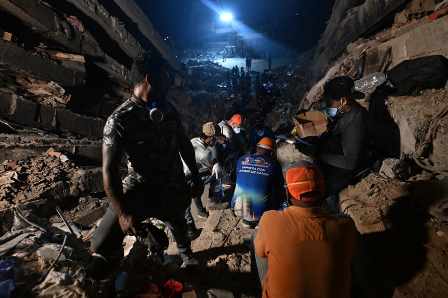 Près de 3.000 morts au Venezuela dans le double séisme