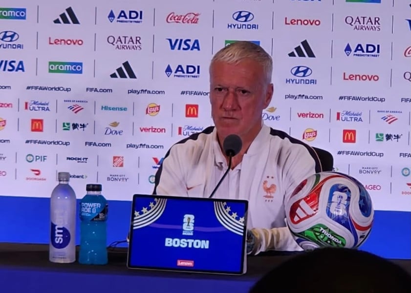 ديشان: المغرب منتخب قوي ويجيد الاستحواذ.. وعلينا بلوغ أفضل مستوياتنا للتأهل
