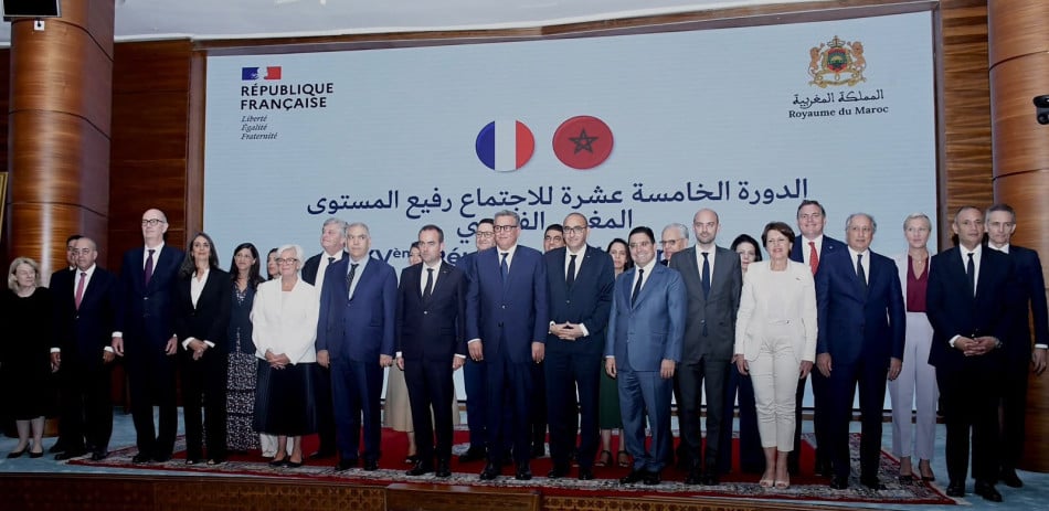 SM le Roi offre un déjeuner en l'honneur du Premier ministre français et la délégation l’accompagnant présidé par M. Akhannouch