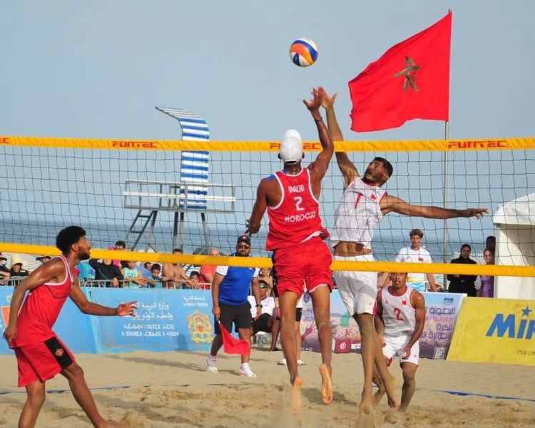 الكرة الطائرة الشاطئية .. المنتخب المغربي يتوج بلقب البطولة العربية الحادية والثلاثين