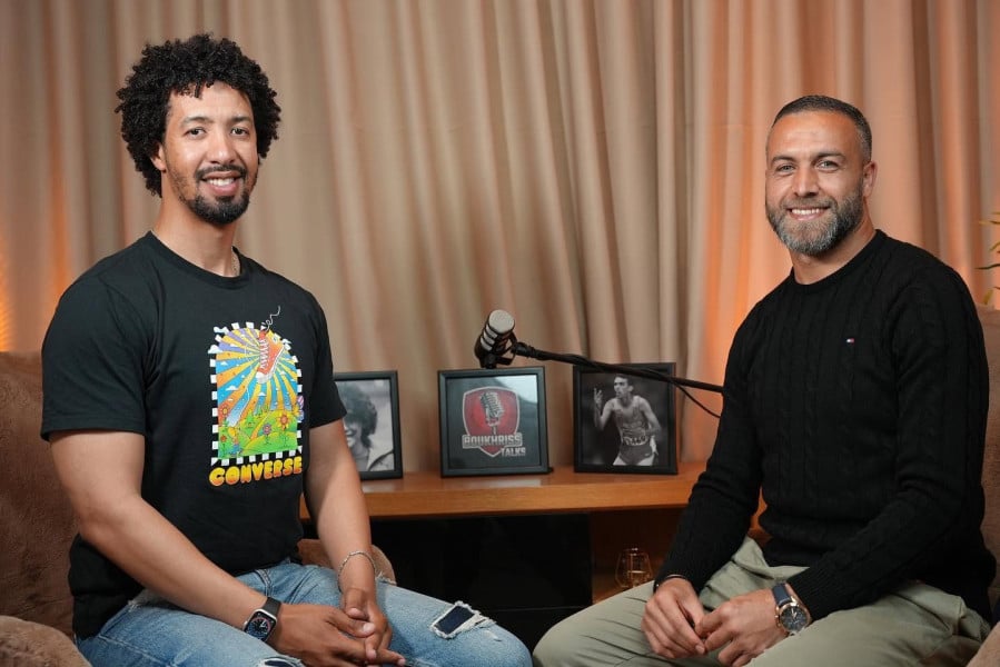 Du terrain au micro: quand les footballeurs deviennent podcasteurs