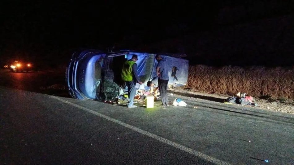 إصابة 22 شخصا في انقلاب حافلة بالدريوش