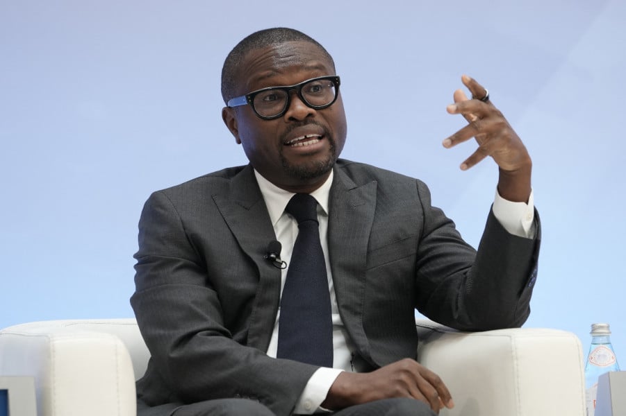 Le Président de la République du Bénin transmet à Sa Majesté le Roi ses salutations fraternelles et exprime sa volonté de renforcer les relations bilatérales avec le Maroc
