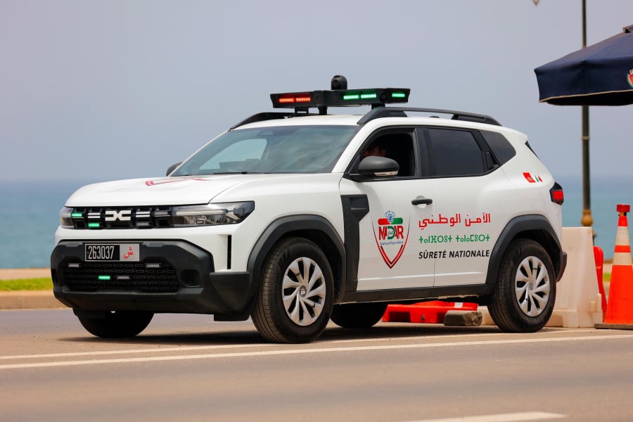 الأمن الوطني يشرع في العمل بالسيارتين الذكيتين "أمان" و"مدار"