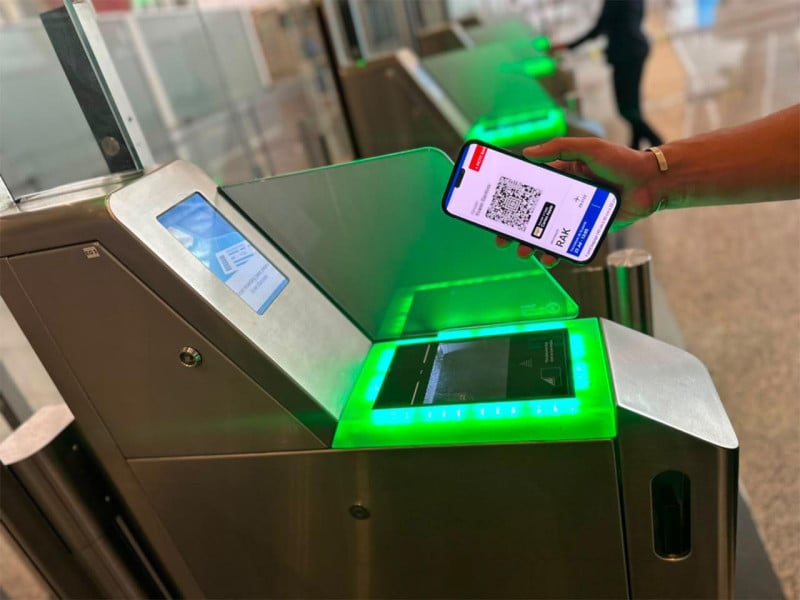 مطارات المغرب تعمم بطاقة الإركاب الرقمية لتعزيز تجربة السفر دون وثائق ورقية