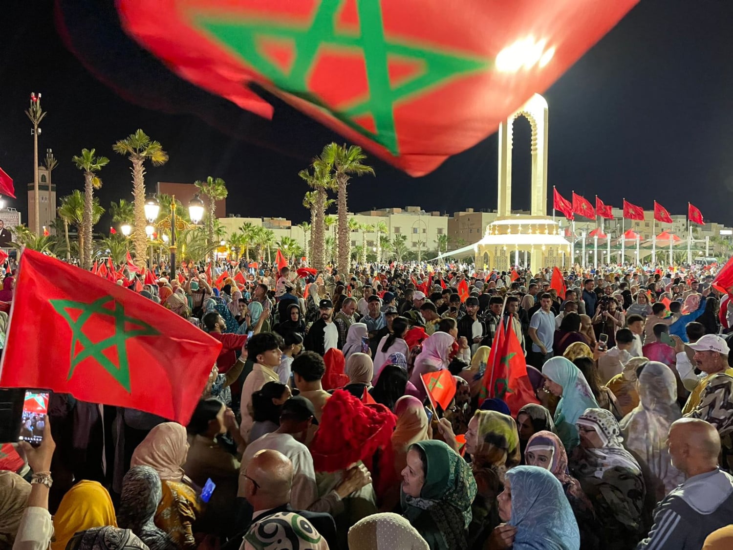مدينة العيون