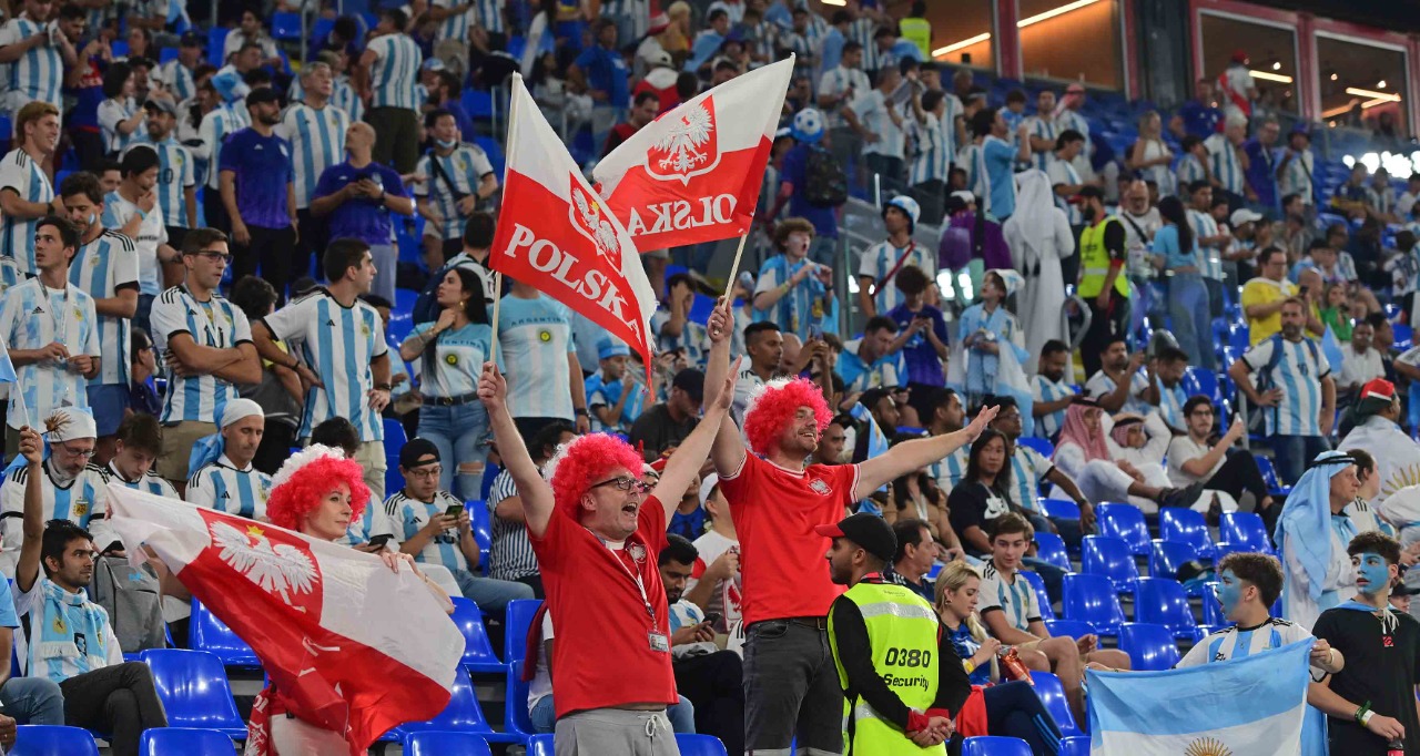 من مباراة بولندا والأرجنتين   تصوير/ رزقو عبد المجيد