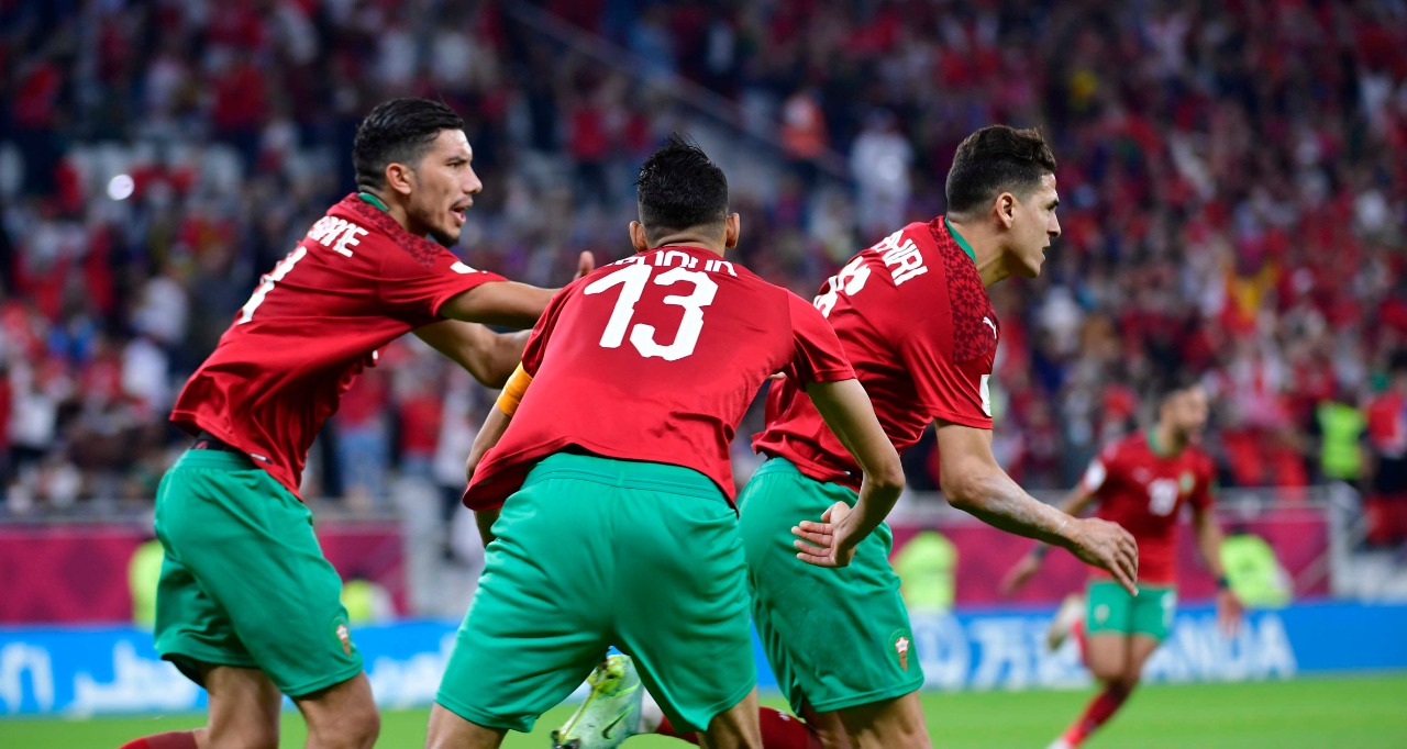 من مباراة المغرب والجزائر     تصوير/ رزقو عبد المجيد
