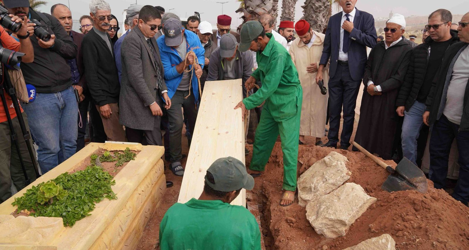 جنازة الراحل أحمد حرزني بمقبرة الشهداء