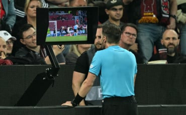 VAR