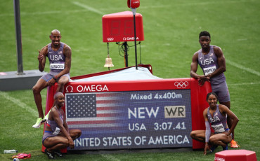 usa 4x400m Mixed