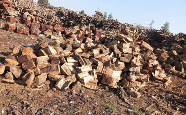 حطب التدفئة 