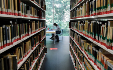 مكتبة