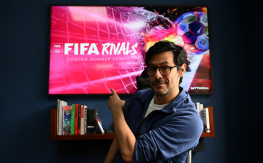 FIFA rivals