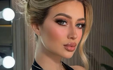 المؤثرة المكسيكية فاليريا ماركيز