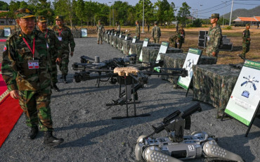 chiens robots militaires