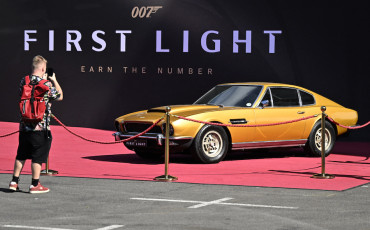 007 First Light