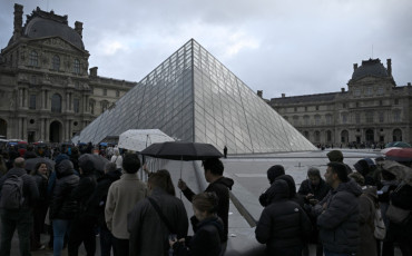 Louvre