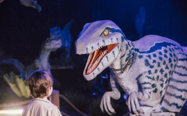 Dinos Alive