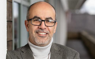 Le professeur marocain Mimoun Azzouz, qui dirige le centre d'innovation en thérapie génique (GTIMC)