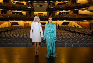 SAR la Princesse Lalla Hasnaa et Mme Brigitte Macron