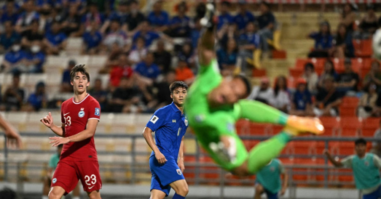 Singapore's goalkeeper Hassan Sunny 