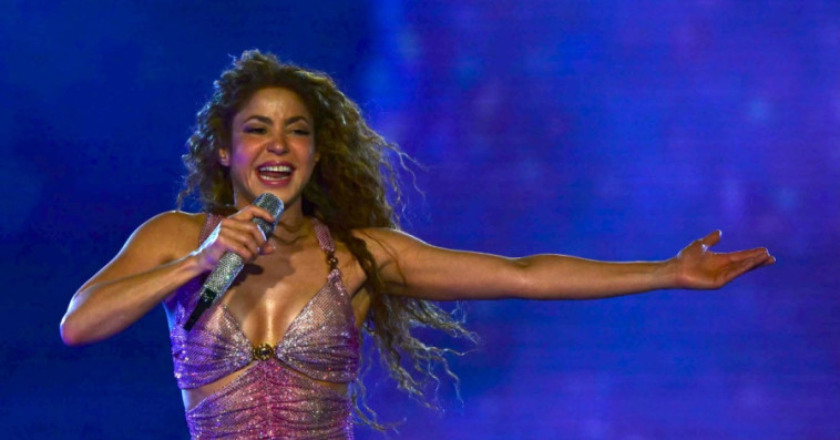 SHAKIRA