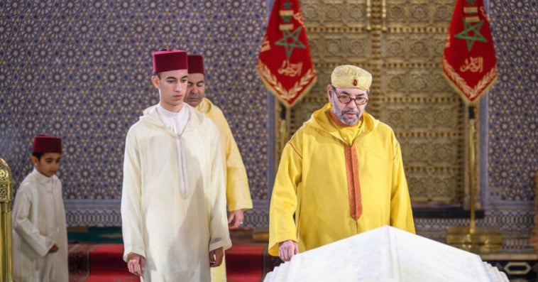 أمير المؤمنين صاحب الجلالة الملك محمد السادس يترحم على روح جلالة المغفور له الملك محمد الخامس