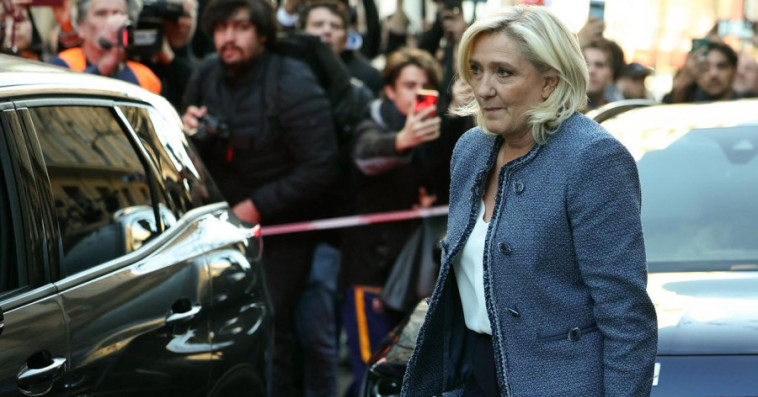 مارين لوبن   Marine Le Pen 