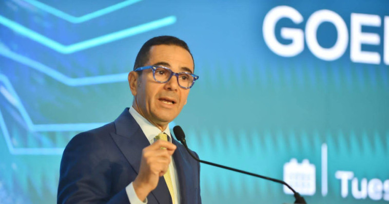 وزير الاستثمار والتجارة الخارجية المصري حسن الخطيب
