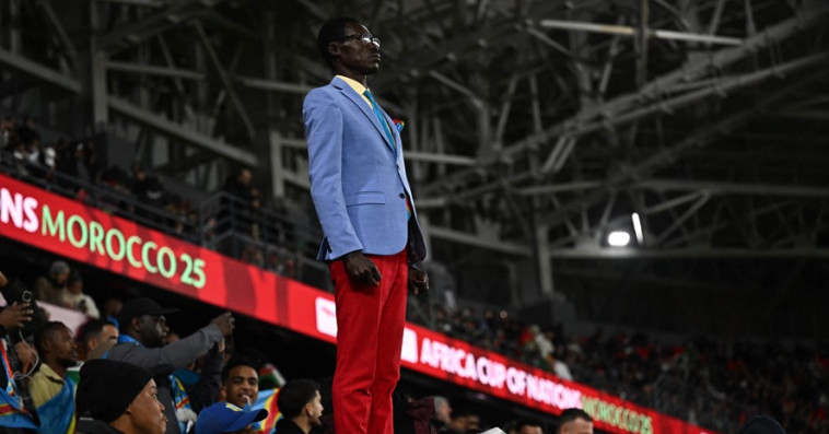 المشجع الكونغولي ميشيل مبولاندينغا - Michel Mbolandinga 