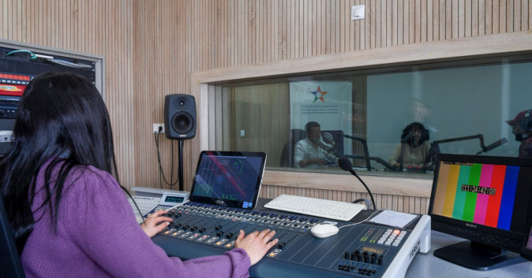 Radio
