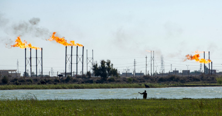 iraq  -  environment  -  oil