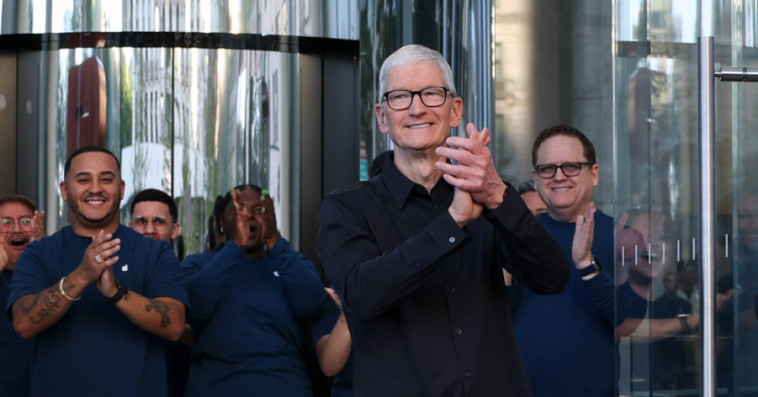 Tim Cook